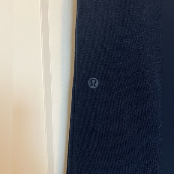 Lululemon Sweatsuit Scuba (pants sz 0, hoodie sz xs) - Picture 7 of 8